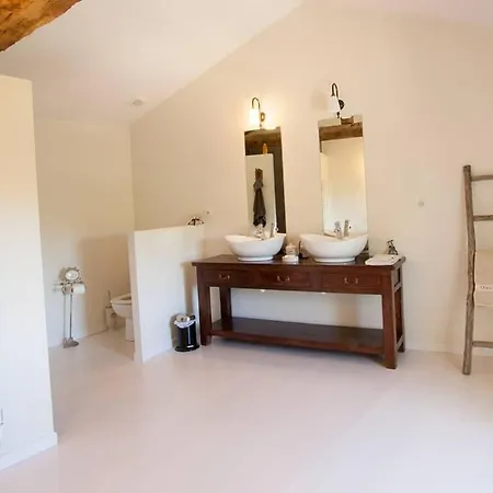 Vakantiehuis Domaine Borgnette Fantastique Maison